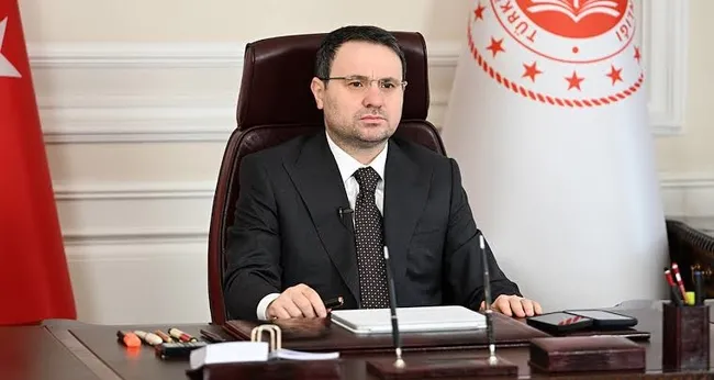 bakan-gurlekten-yasa-disi-bahis-aciklamasi-6-bin-314-banka-hesabi-tespit-edildi-1784489984788.jpg Bakan Gürlek’ten yasa dışı bahis açıklaması: “6 bin 314 banka hesabı tespit edildi