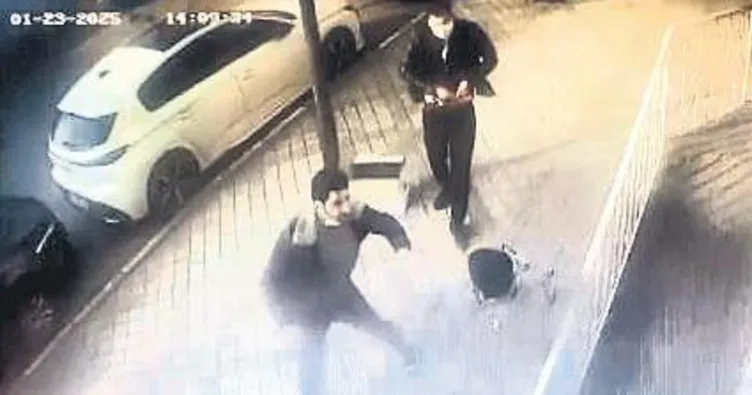 Başkasına benzetildiği için öldürüldü