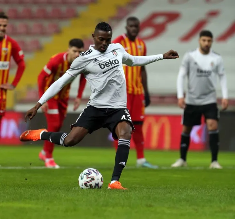 Süper Lig’de son 5 sezonun en kötü transferleri belli oldu! İşte Beşiktaş, Fenerbahçe ve Galatasaray’ın fiyaskoları