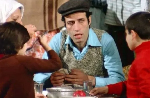 Kapıcılar Kralı’nda Seyit’in oğlu İbram olarak hafızalara kazınmıştı! Şimdiki halini gören inanamıyor...