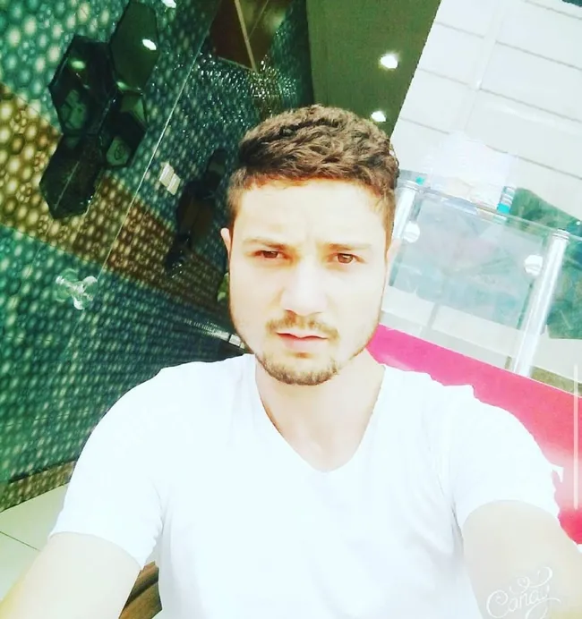 tekirdagda-kan-donduran-cinayet-2-kisiyi-oldurdu-3-kisiyi-yaraladi-pes-dedirten-savunma-yapay-zekayla-aklimi-1742384542239.jpg Eren Uzuner