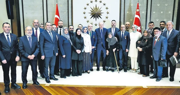 Bu vatan şehit ve gazilerin emanetidir