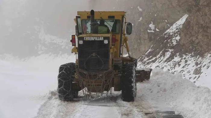 Muş’ta 39 köy yolu ulaşıma kapalı