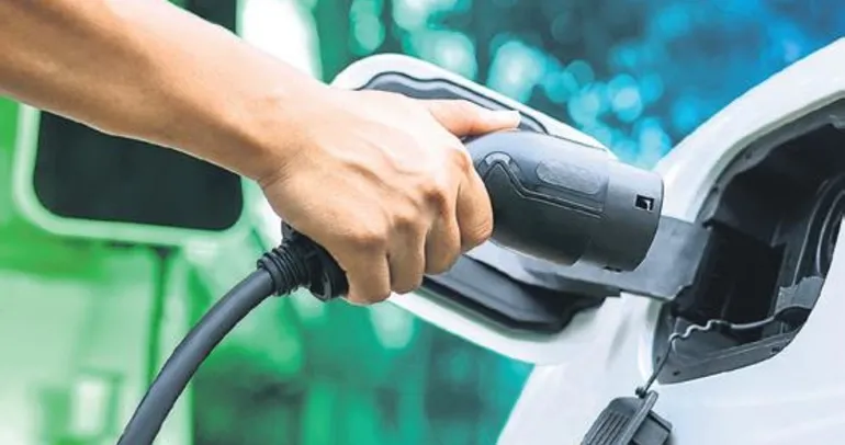 Hibrit ve elektrikli otoya ilgi artıyor