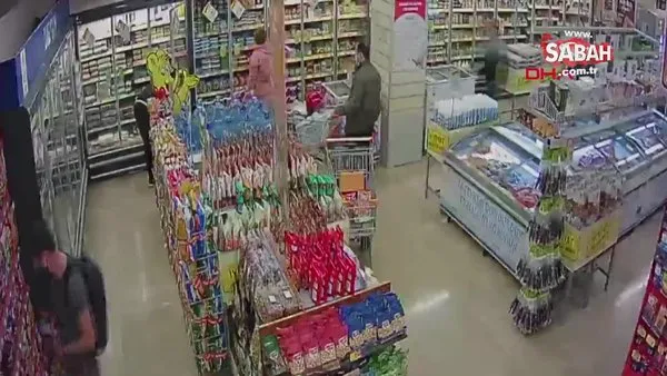 Antalya Alanya'da marketten kutuyla hırsızlık yapan karı- koca kameraya böyle yakalandı