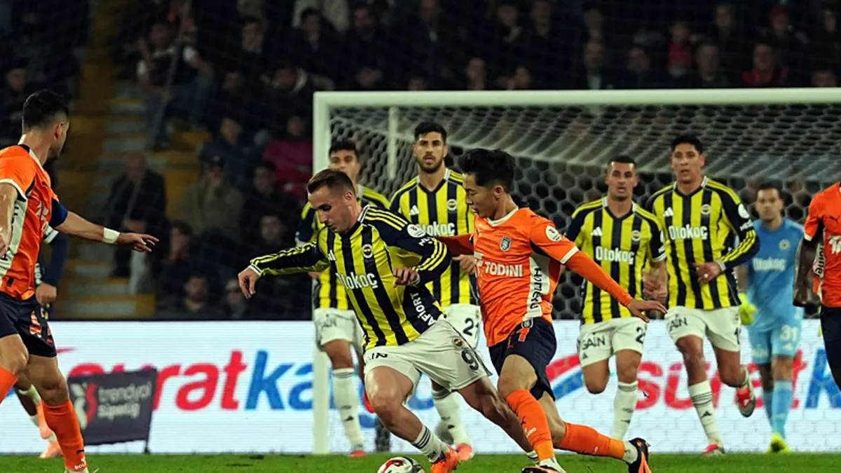 Fenerbahçe ile Başakşehir ligde 36. randevuda