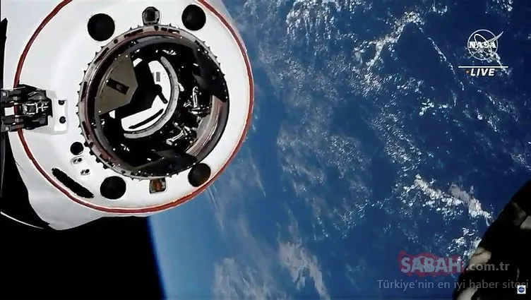 SpaceX Crew Dragon mekiğini UFO takip etti! Kırmızı alarm verdiler!