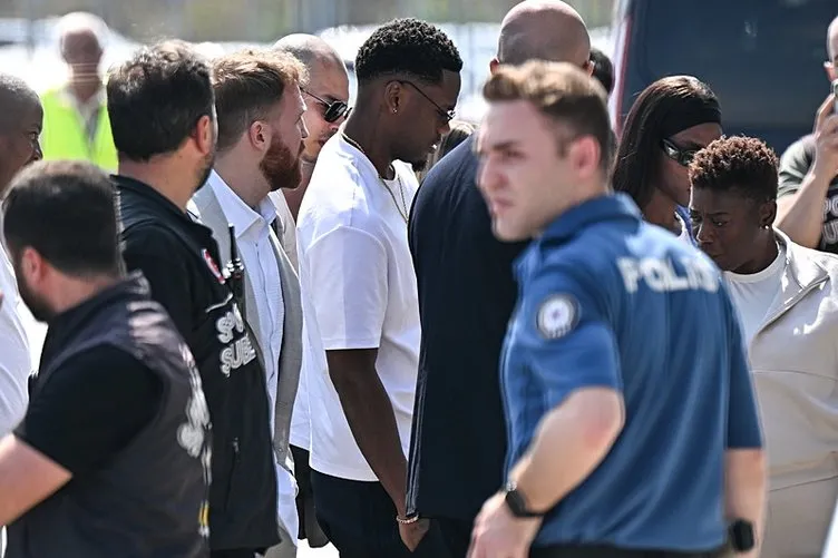Jose Mourinho yıldız isimden vazgeçti! Fenerbahçe’de ayrılık yükleniyor