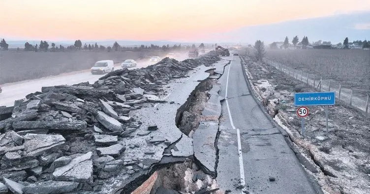 Yabancı deprem uzmanları: Böylesini daha önce görmedik