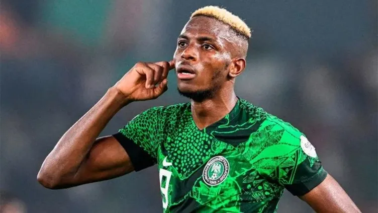 Son dakika haberleri: Victor Osimhen kötü haberi aldı! Adayları açıkladılar...