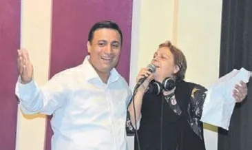 Romanlar, Bekle için stüdyoda