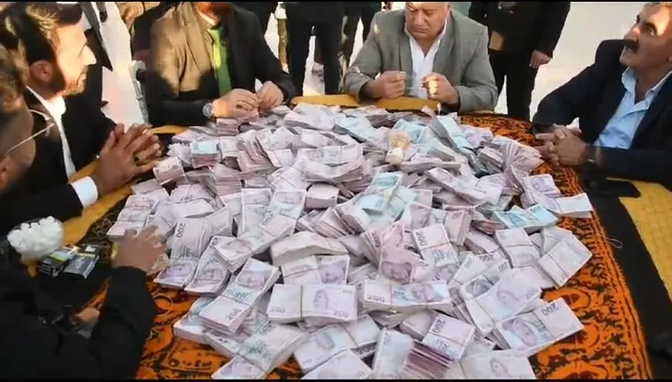 Aşiret düğününde servet saçtılar! Geline 4 kilo altın damada 10 milyon TL!