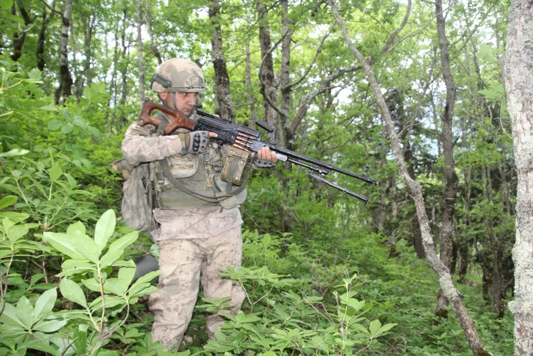 Teröristlerin korkulu rüyası jandarmanın keskin nişancıları