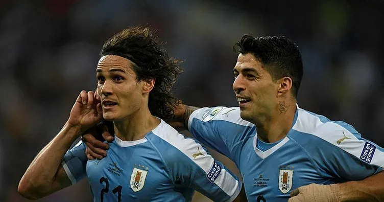 Uruguay’ın 2022 FIFA Dünya Kupası kadrosu açıklandı! Muslera, Torreira ve Maxi Gomez...