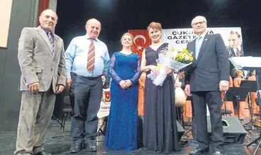 Gönülden dile nağmeler yankılandı