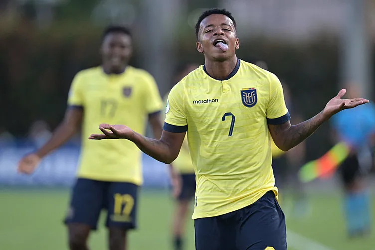 Son dakika haberi: Beşiktaş’tan Arroyo sonrası 2 bomba daha! Kartal transferde vites artırdı…