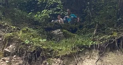 Kayalıklarda mahsur kalan baba ve oğlu itfaiye kurtardı #trabzon