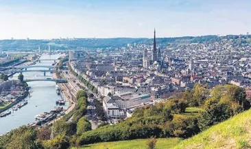 Jeanne d’Arc aramızda