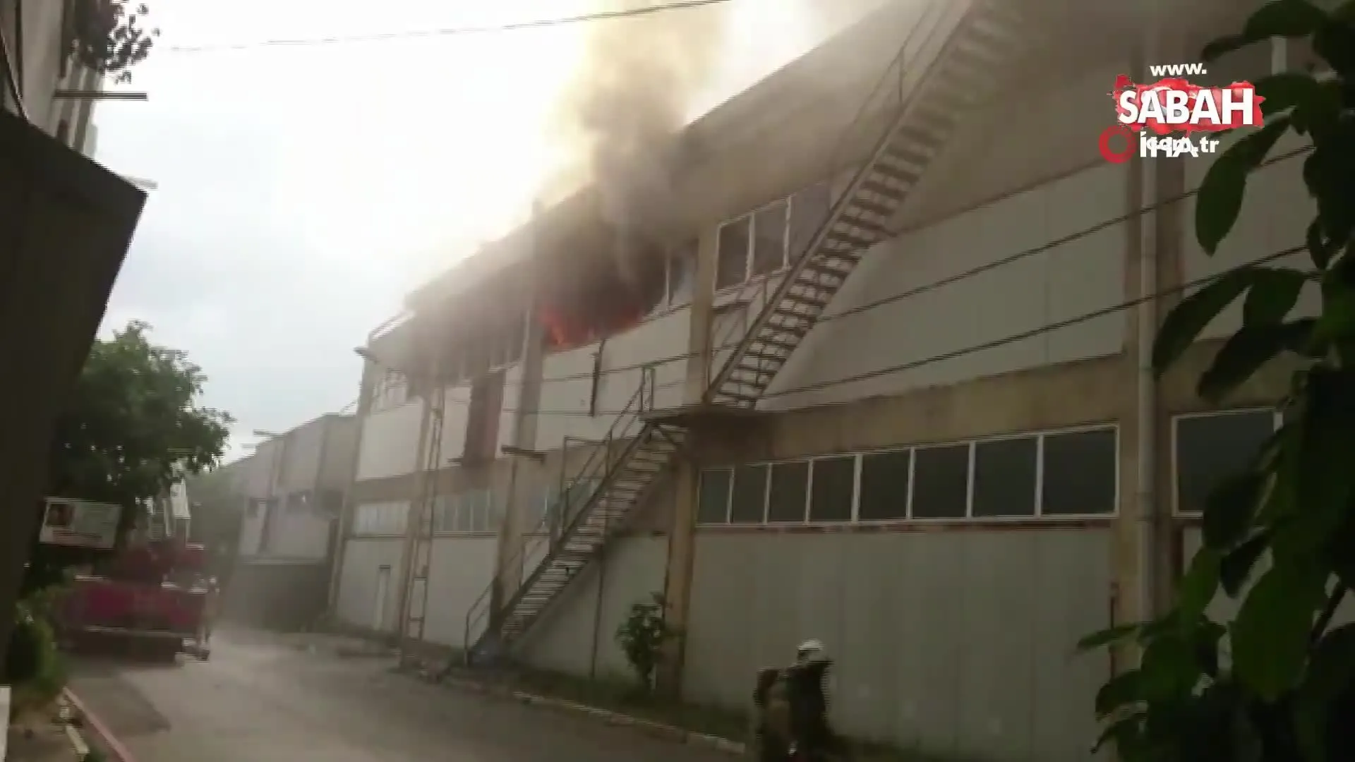 Pendik Kurtkoy De Fabrika Yangini Videosunu Izle Son Dakika Haberleri