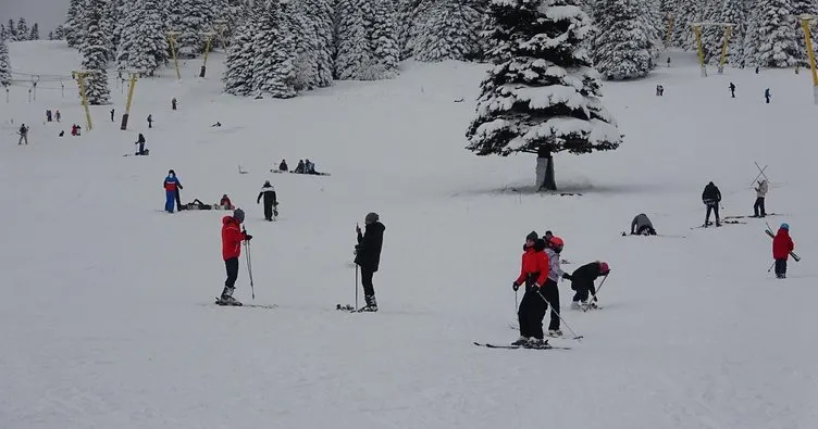 Uludağ’da kayak başladı! Otelde konaklayana kısıtlama yok kayak var
