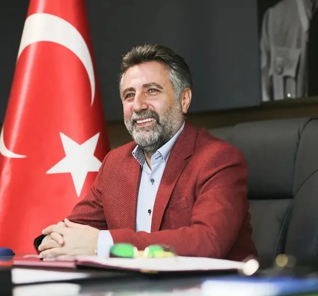 son-dakika-chpli-bayrakli-belediyesine-yolsuzluk-operasyonu-20-milyonluk-kamu-zarari-tespit-edildi-eski-baskan-1791267572389.jpg