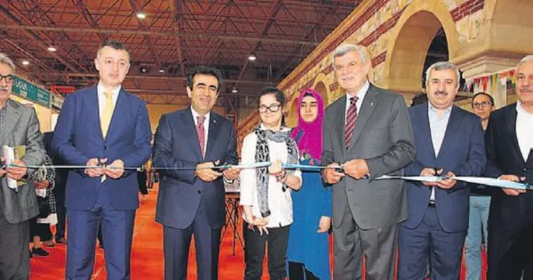 Gülşah’ın sergisi büyük ilgi gördü