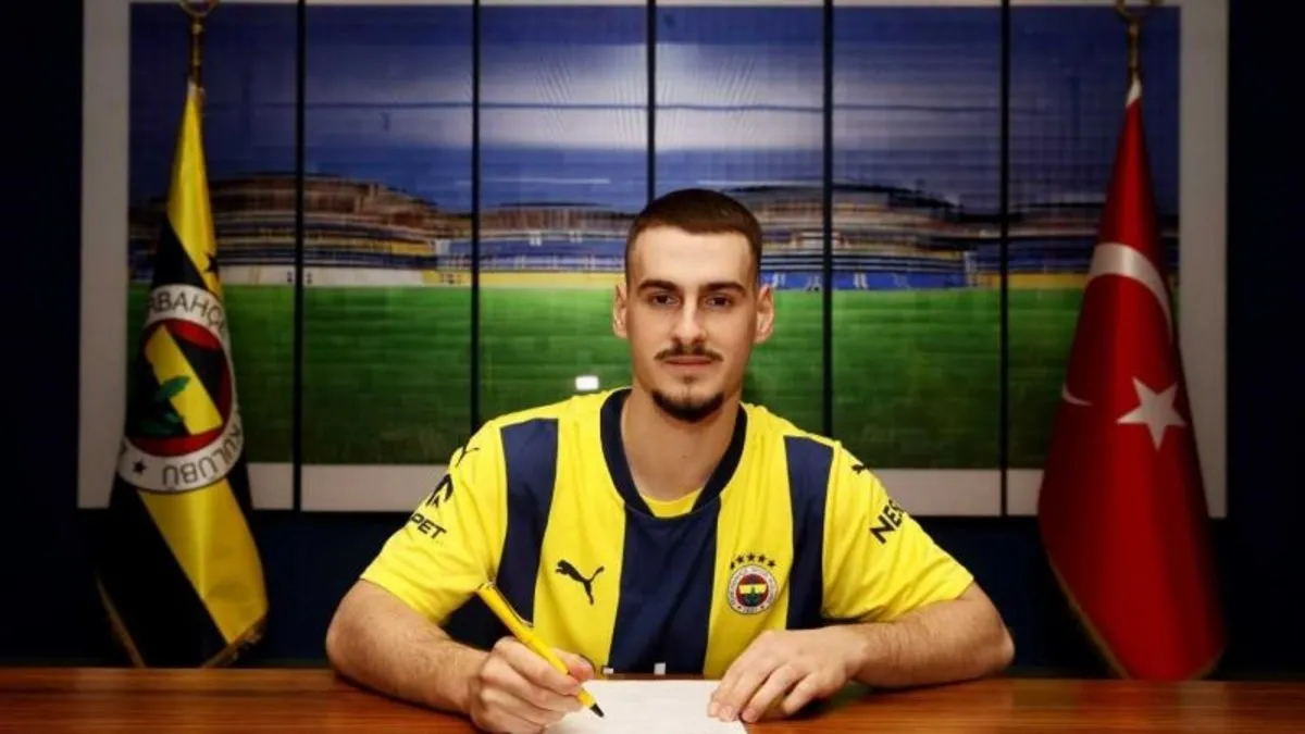 Fenerbahçe'de şaşkına çeviren ayrılık! 1 dakika bile oynamadı...