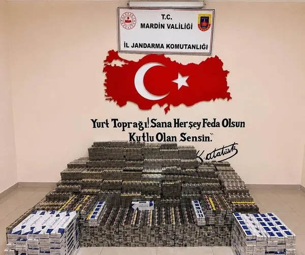 mardinde-5-milyon-tl-degerinde-kacak-sigara-tutun-mamulu-ve-puro-ele-gecirildi-1783434711732.jpg