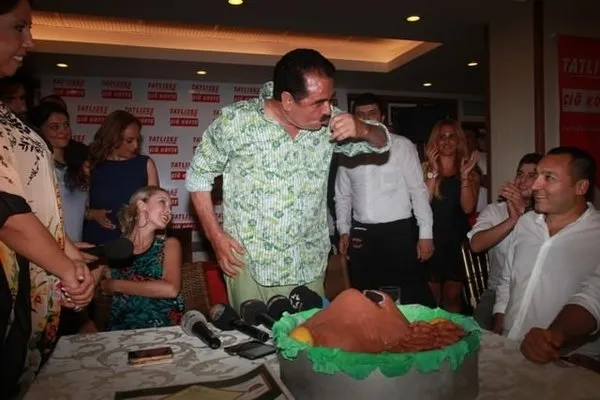 İbrahim Tatlıses'ten ağlatan hareket