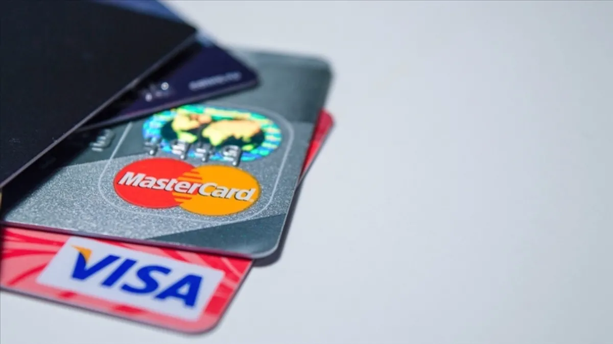Kredi kartında Visa ve Mastercard dönemi resmen sona eriyor! İşte alınan kararın gerekçesi Kredi kartında Visa ve Mastercard dönemi resmen sona eriyor! İşte alınan kararın gerekçesi