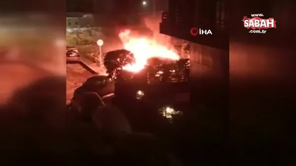 İstanbul Göktürk’te yeraltı kablolarında başlayan yangın otomobili böyle kül etti | Video