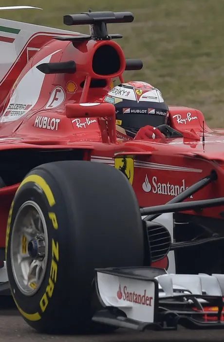 Ferrari yeni Formula 1 aracını tanıttı!