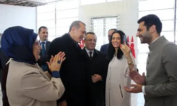 Cumhurbaşkanı Erdoğan, İmani Elbani’ye Kur’an-ı Kerim hediye etti