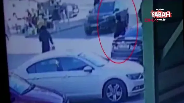 İstanbul Maltepe'de sinyal kesici cihazla otomobilden böyle hırsızlık anı kamerada