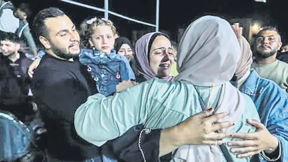 İsrailliler kaçıyor Filistinliler dönüyor haber görseli