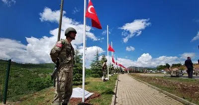 Bingöl'de 29 yıl önce şehit edilen 33 asker törenle anıldı #diyarbakir