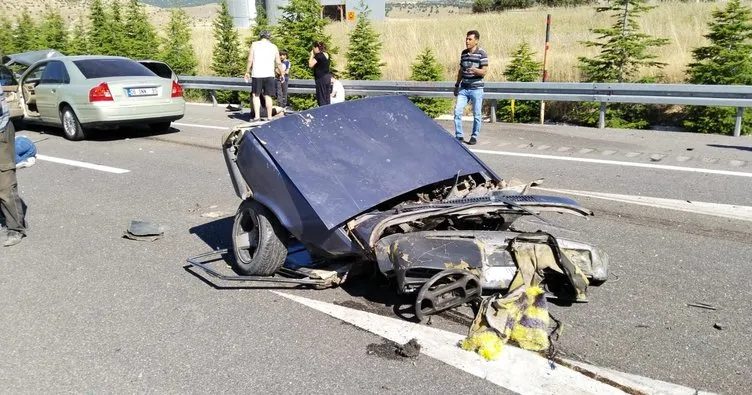 Konya’da korkunç kaza, otomobil ikiye bölündü