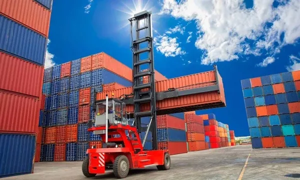 313-milyar-dolardan-2733-milyar-dolara-iste-turkiyenin-25-yillik-ticaret-donusumu-1786694393514.jpg