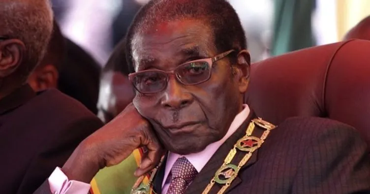Zimbabve Devlet Başkanı Mugabe partisindeki görevinden alındı!