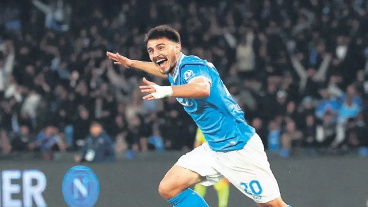 ‘Eljif Elmas’ın heykeli dikilmeli’