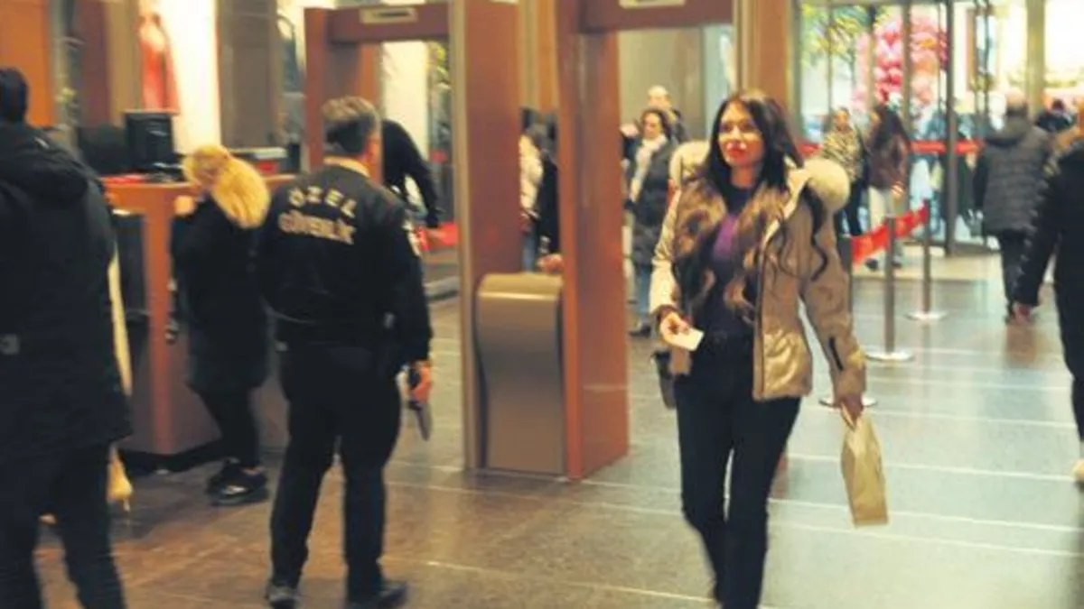 Avukat kimliğini göstererek X-Ray’den geçmedi Avukat kimliğini göstererek X-Ray’den geçmedi