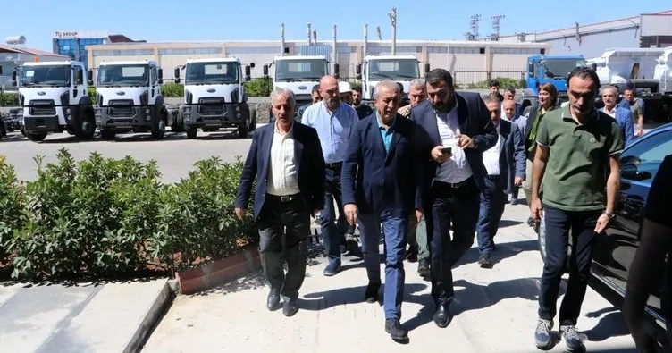AK Partili vekiller Diyarbakır’da fabrikalarda incelemelerde bulundu