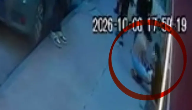 kiskanclik-dehsetinde-karisini-bicaklamisti-o-cani-tutuklandi-1791385139289.jpeg