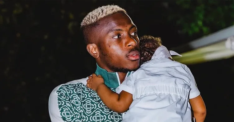 Victor Osimhen yeniden baba oldu!