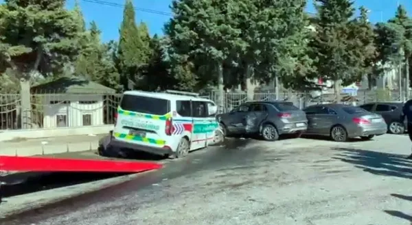 silivride-jandarma-ekip-araci-ile-otomobil-carpisti-4-kisi-yaralandi-1790259159080.jpg
