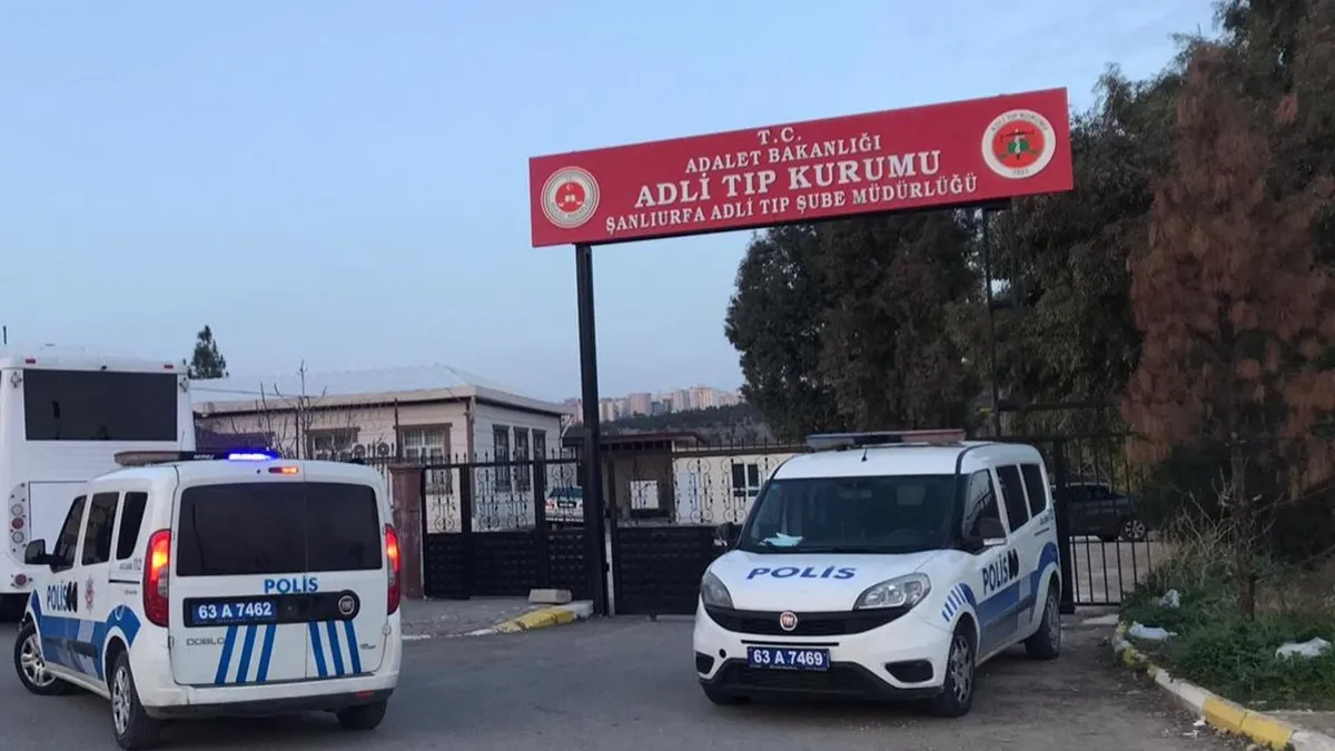 Şanlıurfa'da evinde ölü bulunan genç adam.