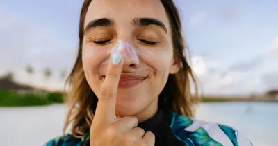 Güneş kremini sürerken yapılan o hata kansere neden oluyor