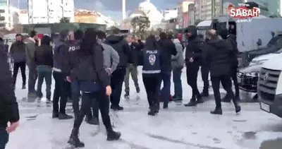 Son Dakika: İstanbul Adliyesi önünde hareketli dakikalar... Polise bıçakla saldırdı! | Video