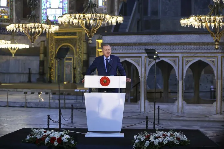 Cumhurbaşkanı Erdoğan'ın Yeditepe Bienali açılışından yansıyan kareleri