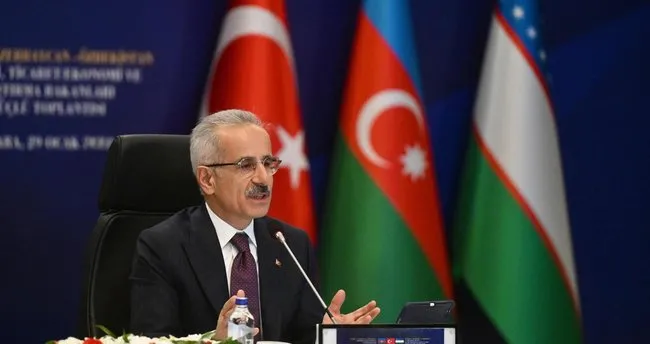 Bakan Uraloğlu Kalkınma Yolu Projesi’ni anlattı: Orta koridoru destekleyecek, güçlendirecek